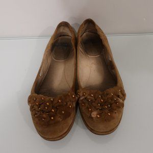 Stuart Weitzman Beige Suede comfort flats- Sz 6